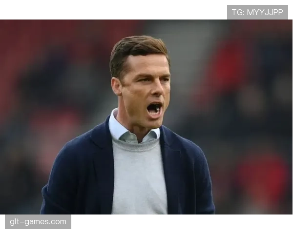 伯恩茅斯灵活阵型战术解析：动态体系如何重塑球队竞争力