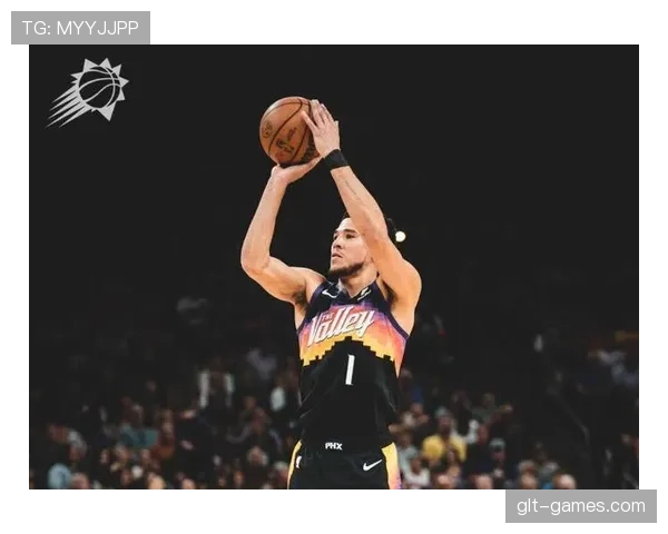 德文·布克提升无球跑动效率拉开队内得分差距